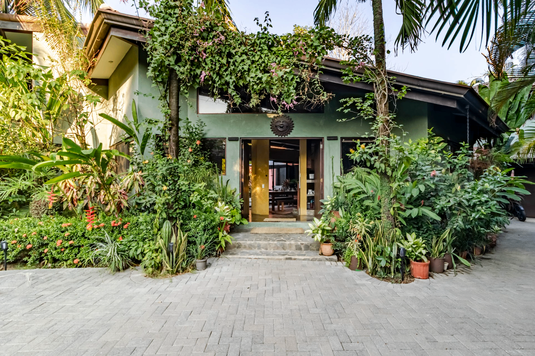 Surf Villa